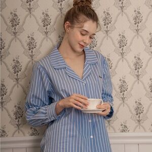 Leshua Women's Blue Stripe Cotton Nightshirt and shorts set